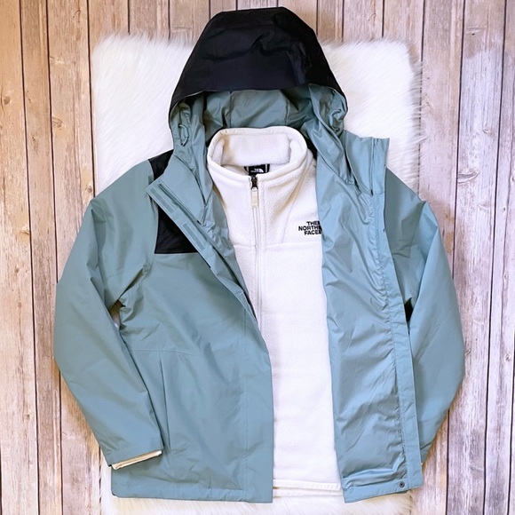 The North Face Jackets \u0026 Coats | The North Face Womens Gemma Fleece Triclimate 3 in 1 Jacket | Color: Green/Red/Tan | Size: XL | Gigioscloset's Closet